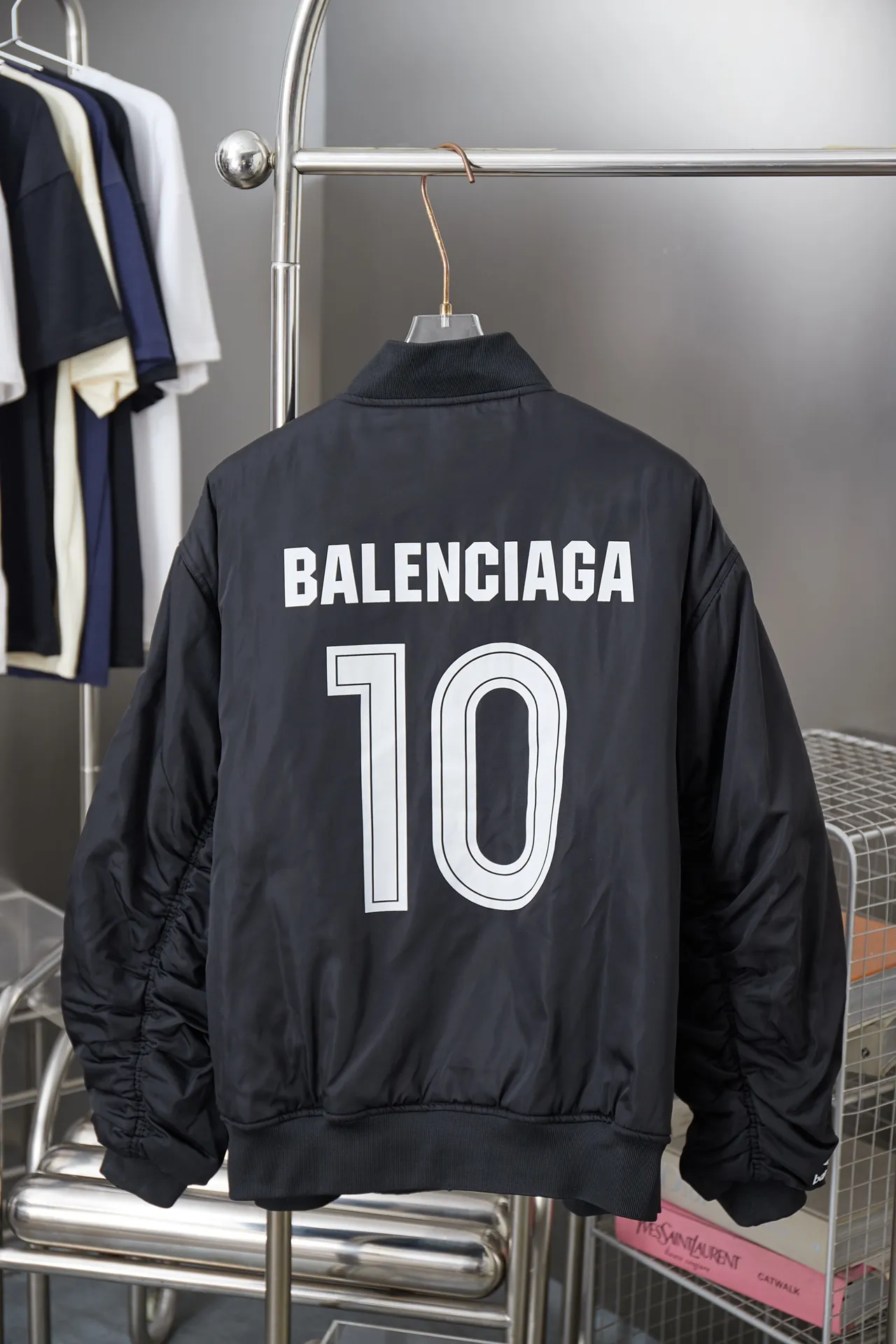 𝘽𝘼𝙇𝙀𝙉𝘾𝙄𝘼𝙂𝘼 BLCG 25FW · 100% · 50D · 800g · Classic Air Force · 3D · · TPU · · logo · ：Black Size：46/48/50/52